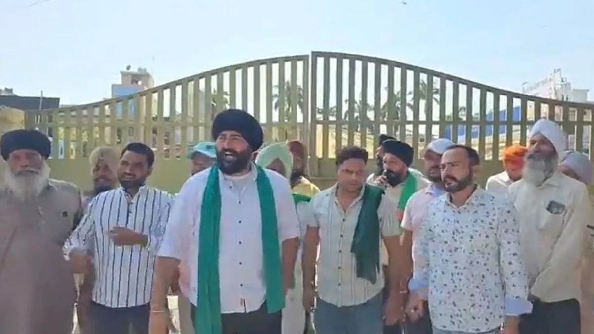 करवा चौथ को लेकर बाजार में रौनक बढ़ी