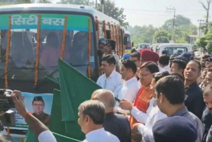सीएम धामी ने की हल्द्वानी सिटी बस सेवा की शुरुआत