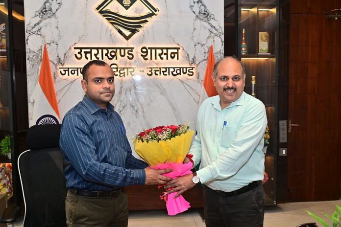 नए मुख्य विकास अधिकारी ने किया पदभार ग्रहण