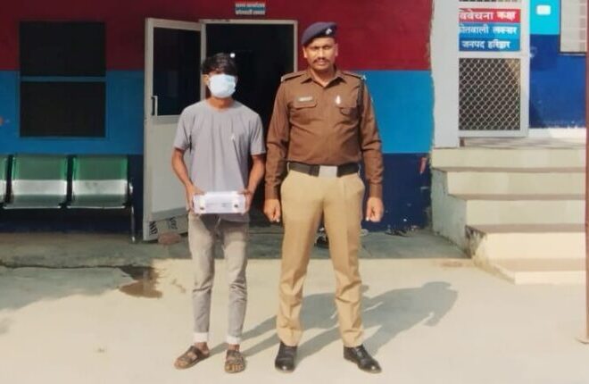 लूट का आरोपी गिरफ्तार