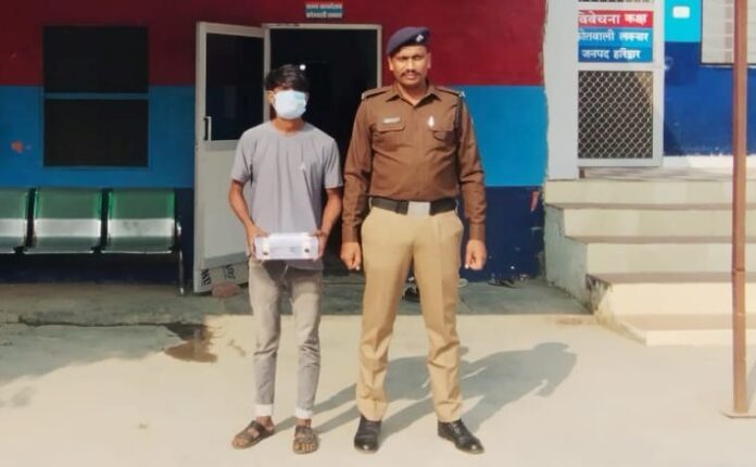 लूट का आरोपी गिरफ्तार