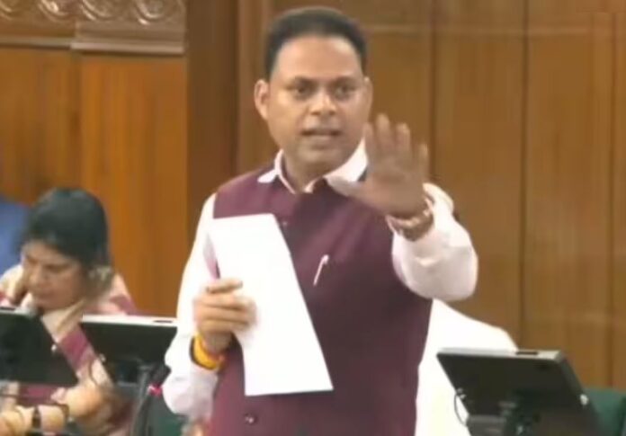 सदन में विपक्ष ने भ्रष्टाचार को मुद्दा बनाया