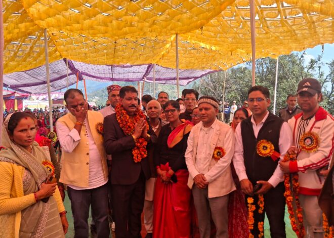 तीर्थाटन व पर्यटन के लिए रोजगार का अवसर