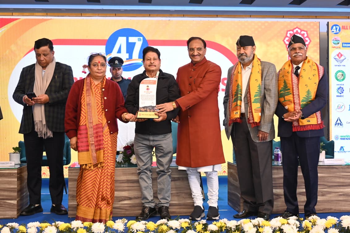 55 बार रक्तदान करने वाले अनिल वर्मा ‘रक्तदान महर्षि उत्तराखंड गौरव सम्मान–2025’ से सम्मानित