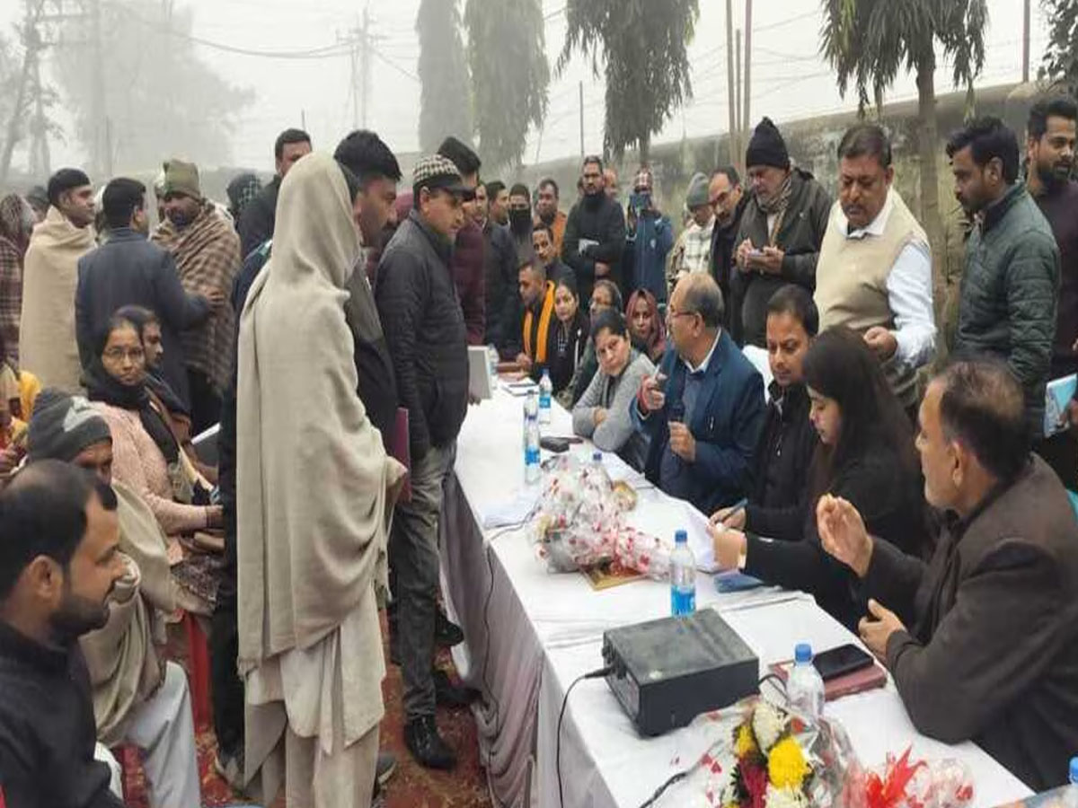 जन-जन की सरकार जनता के द्वार कार्यक्रम में मिली  25 शिकायतें  