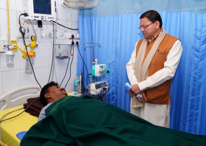 प्रेस क्लब अध्यक्ष् कण्डारी का हालचाल पूछने सीएम पहुँचे दून अस्पताल
