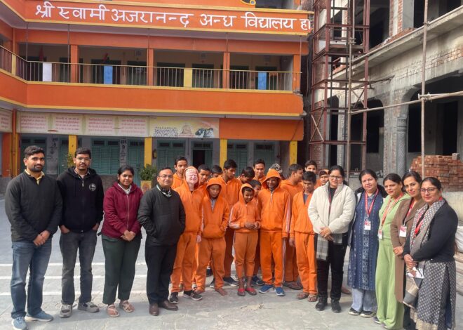 वसुधैव कुटुंम्बकम् फाउंडेशन और ब्लड वालंटियर्स हरिद्वार द्वारा आयोजित आई टेस्टिंग कैंप में 65 बच्चों की जांच