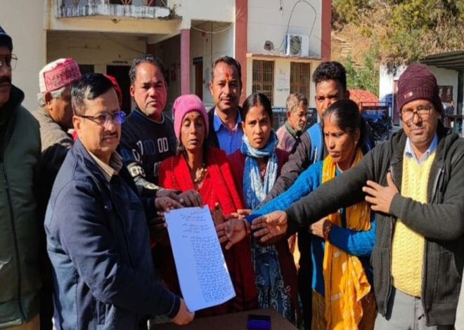 एसडीएम से मिले बनेगांव के लोग