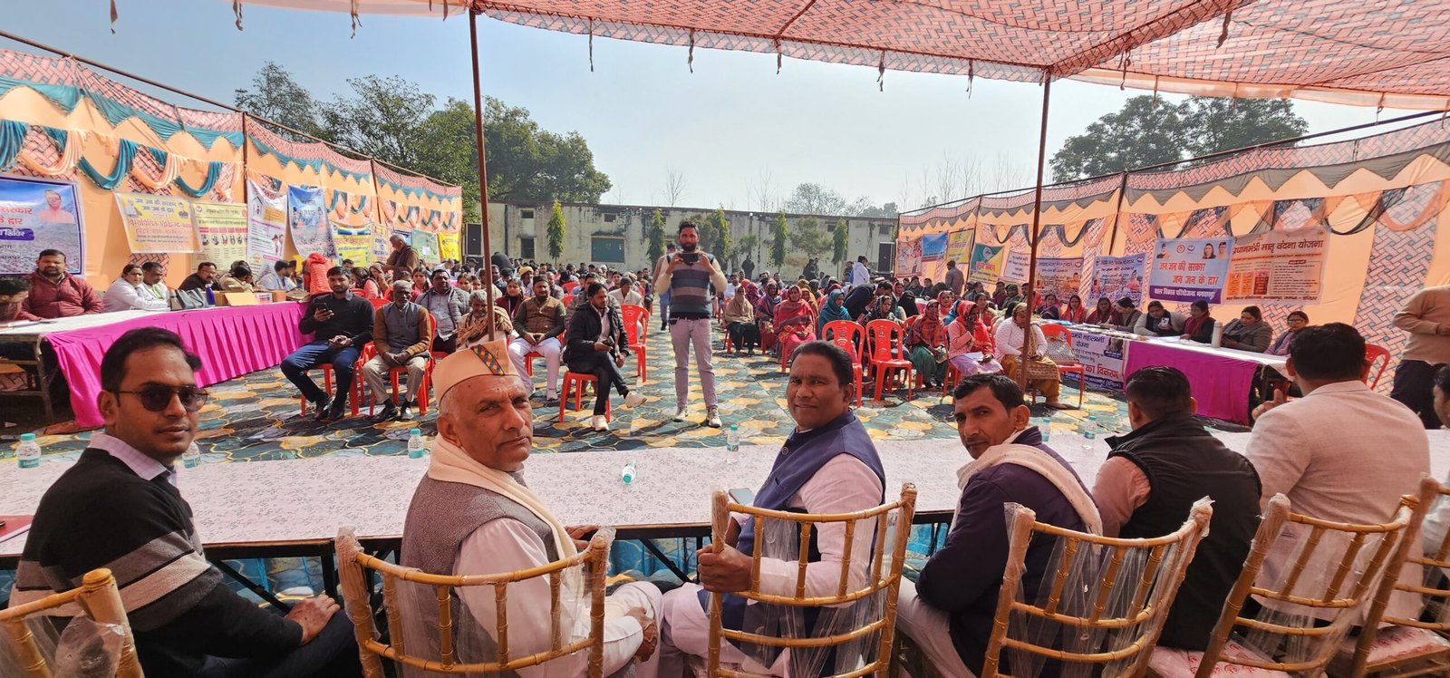 जन जन की सरकार जन जन के द्वार कार्यक्रम में 1525 लोगों को विभिन्न योजनाओं से किया गया लाभान्वित
