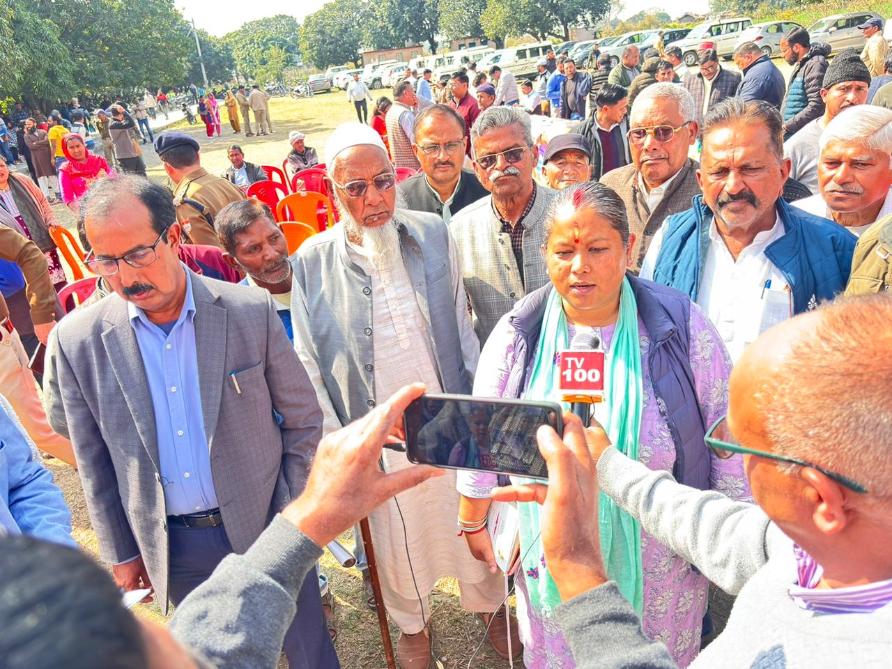 जन जन की सरकार जन जन के द्वार कार्यक्रम में 245 लोगों को विभिन्न योजनाओं से किया गया लाभान्वित
