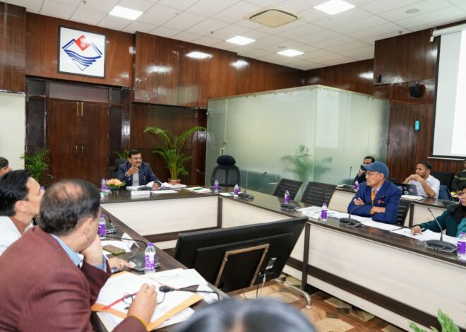 मुख्य सचिव ने  विकासकार्यों की जनपद्वार समीक्षा