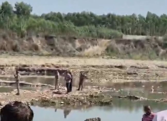 नहाने गए किशोर को नदी में खींच ले गया मगरमच्छ