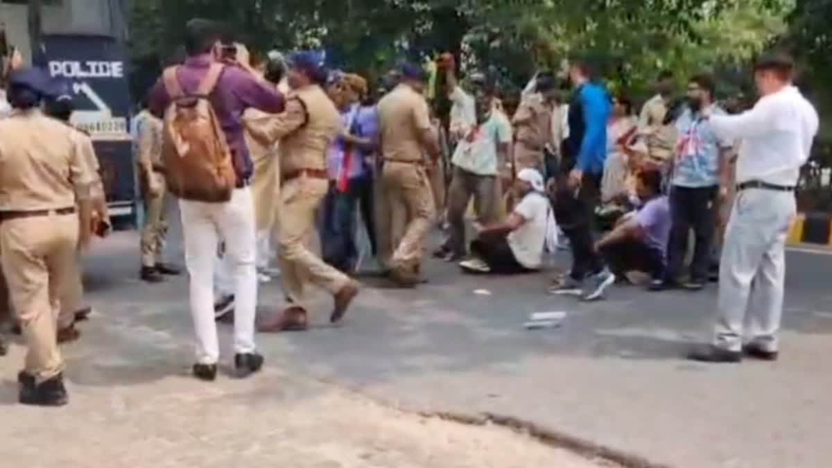 सीएम धामी के दौरे से पहले यूकेडी का प्रदर्शन