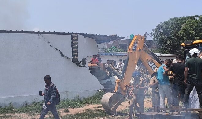 युवक की हत्या के बाद पूछवादून में तनापूर्ण माहोल