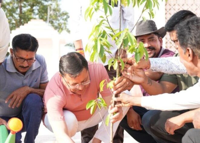 मुख्यमंत्री ने ‘एक पेड़ मां के नाम’ अभियान के तहत किया पौधारोपण
