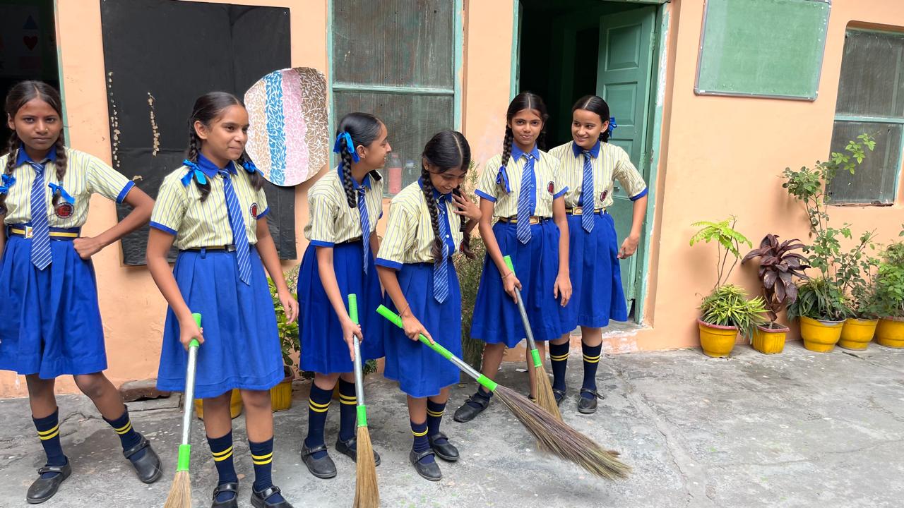 ग्रीन फील्ड पब्लिक स्कूल में डेंगू–मलेरिया जागरूकता एवं स्वच्छता अभियान आयोजित