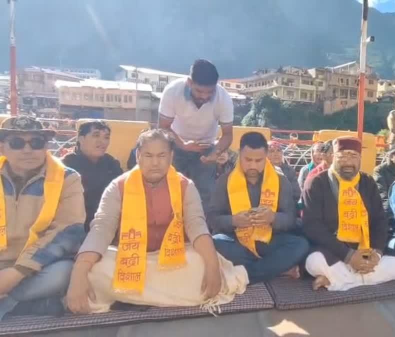 बदरीनाथ धाम में कथित चढ़ाव%