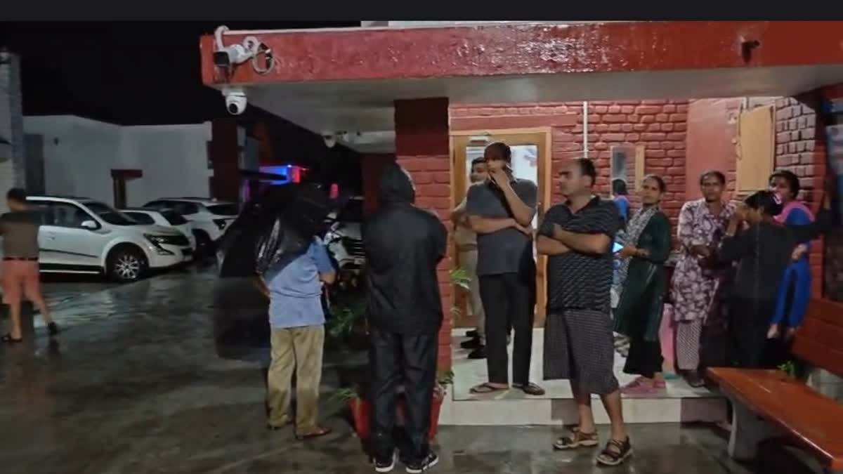 पंतनगर यूनिवर्सिटी कैंपस में टॉफी का लालच देकर तीन मासूमों से अश्लील हरकत