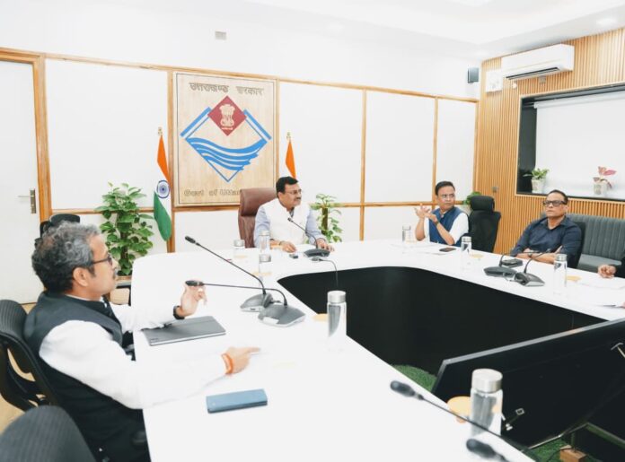 कंसल्टेंट्स को फीस लमसम में दिये जाने के निर्देशों का करें अनुपालनःबर्द्धन
