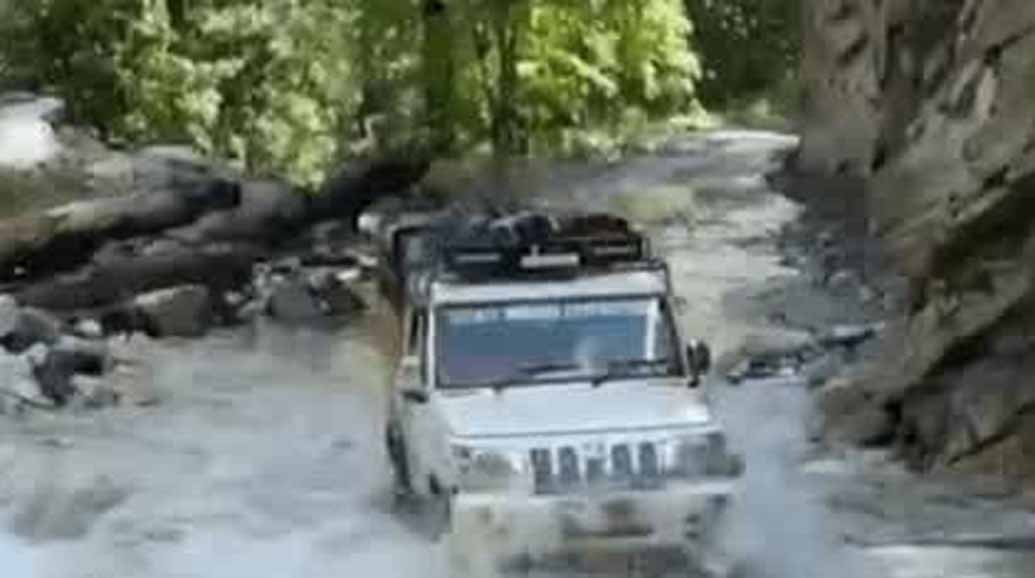 पर्वतीय क्षेत्रों में बारिश से सड़के हुई जानलेवा