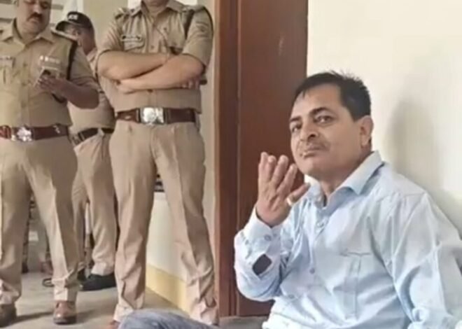 निर्दलीय विधायक संजय डोभाल का धरना दूसरे दिन भी जारी